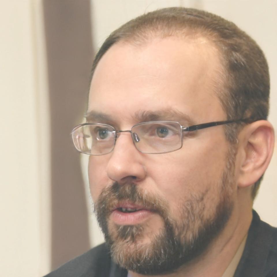 Radu Popovici - absolvent program budgetare